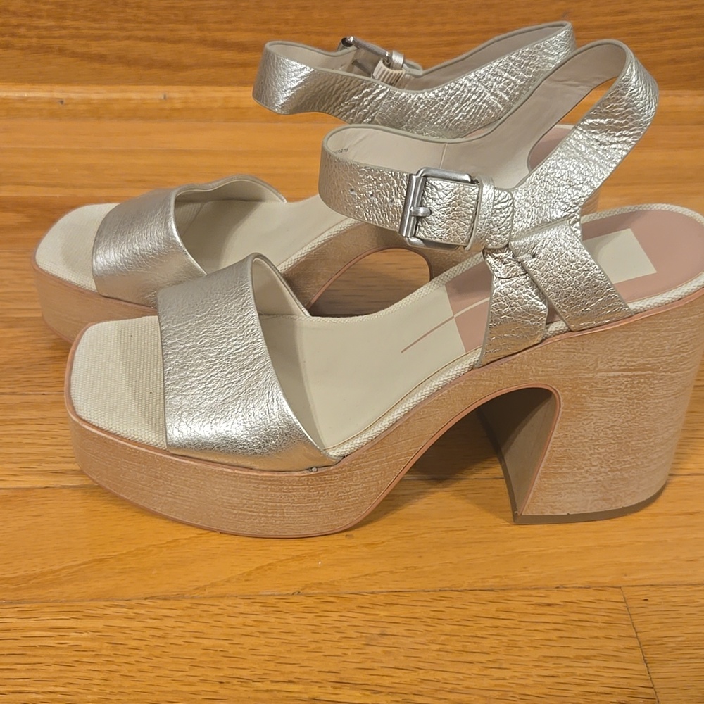 Dolce Vita, Women's Metallic Platform Sandals